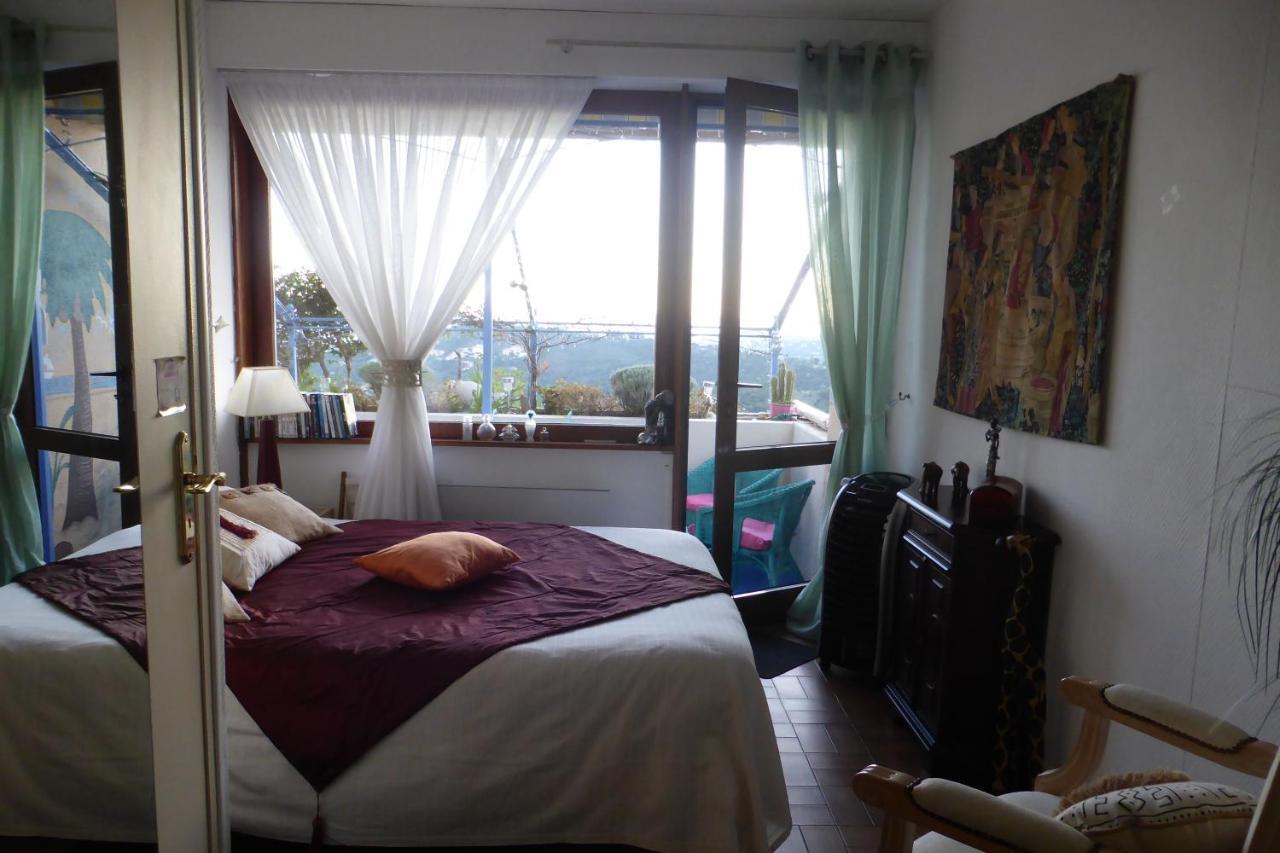 Nouveau ! Chambre D'Hote Insolite Privee " Coeurs De Pirates A Bali En Provence" Spa Sauna Massages Dans Cadre Exotique D'Amenagements Exterieurs D'Exception Ete Comme Hiver Bienvenue !!! Cavalaire-sur-Mer Luaran gambar