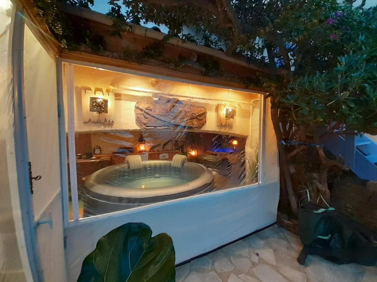 Nouveau ! Chambre D'Hote Insolite Privee " Coeurs De Pirates A Bali En Provence" Spa Sauna Massages Dans Cadre Exotique D'Amenagements Exterieurs D'Exception Ete Comme Hiver Bienvenue !!! Cavalaire-sur-Mer Luaran gambar