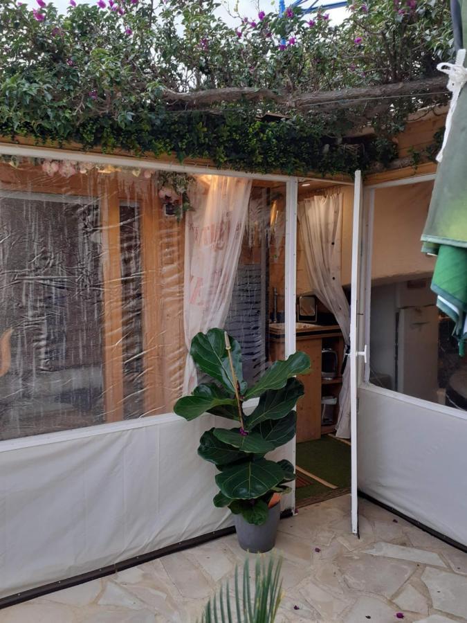 Nouveau ! Chambre D'Hote Insolite Privee " Coeurs De Pirates A Bali En Provence" Spa Sauna Massages Dans Cadre Exotique D'Amenagements Exterieurs D'Exception Ete Comme Hiver Bienvenue !!! Cavalaire-sur-Mer Luaran gambar
